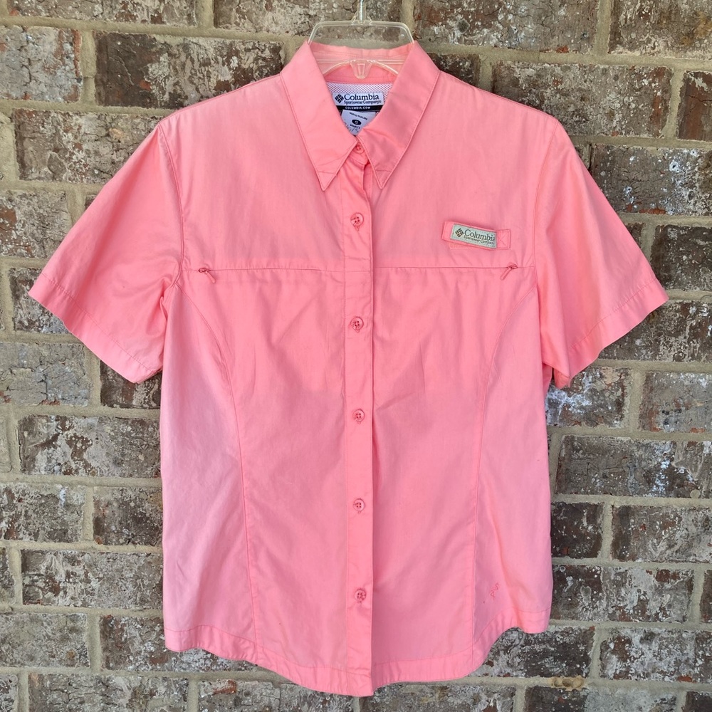 Columbia Women's Coral Pink Short Sleeve Button-Up Shirt